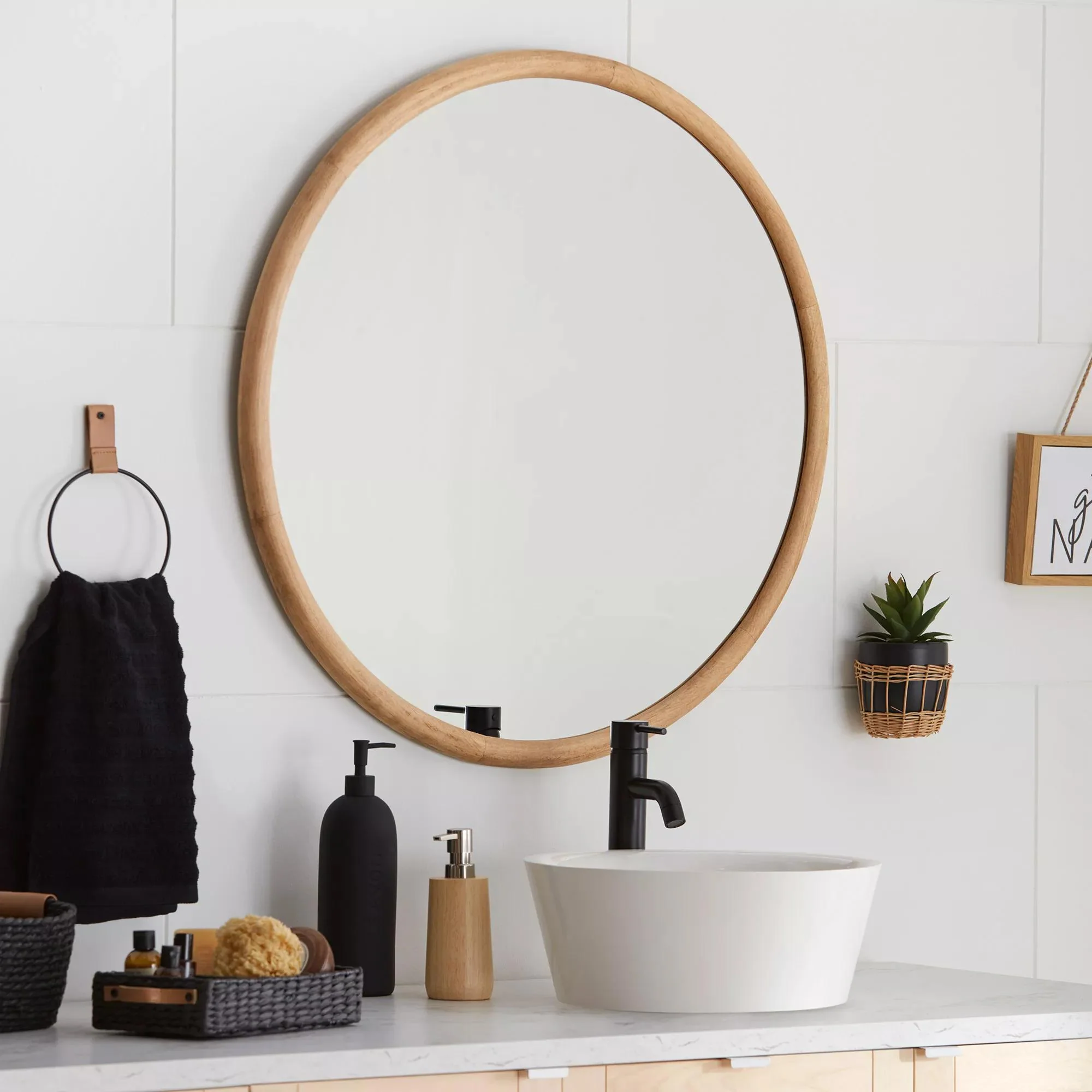 Black Ceramic Soap Engraved Dispenser - Image 2