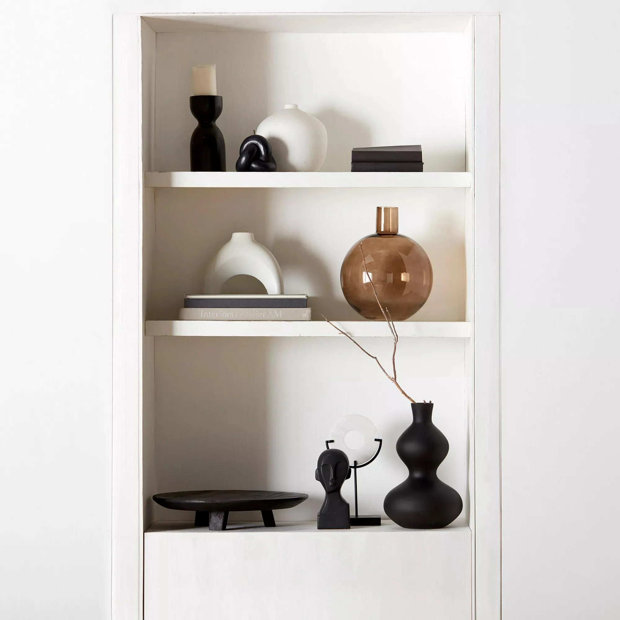 Black Hourglass Bubble Vase - Image 4