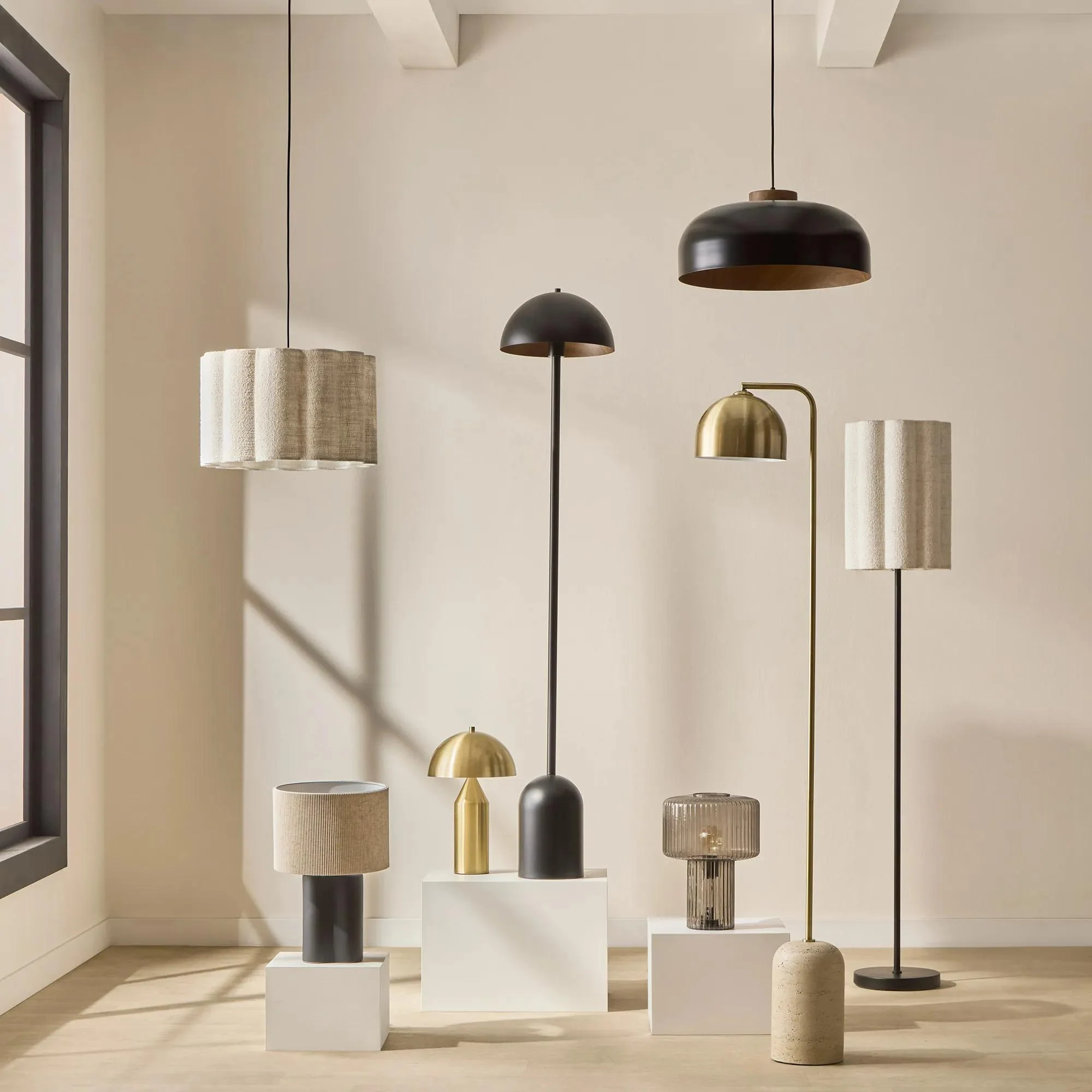 Gold Table Lamp - Image 7