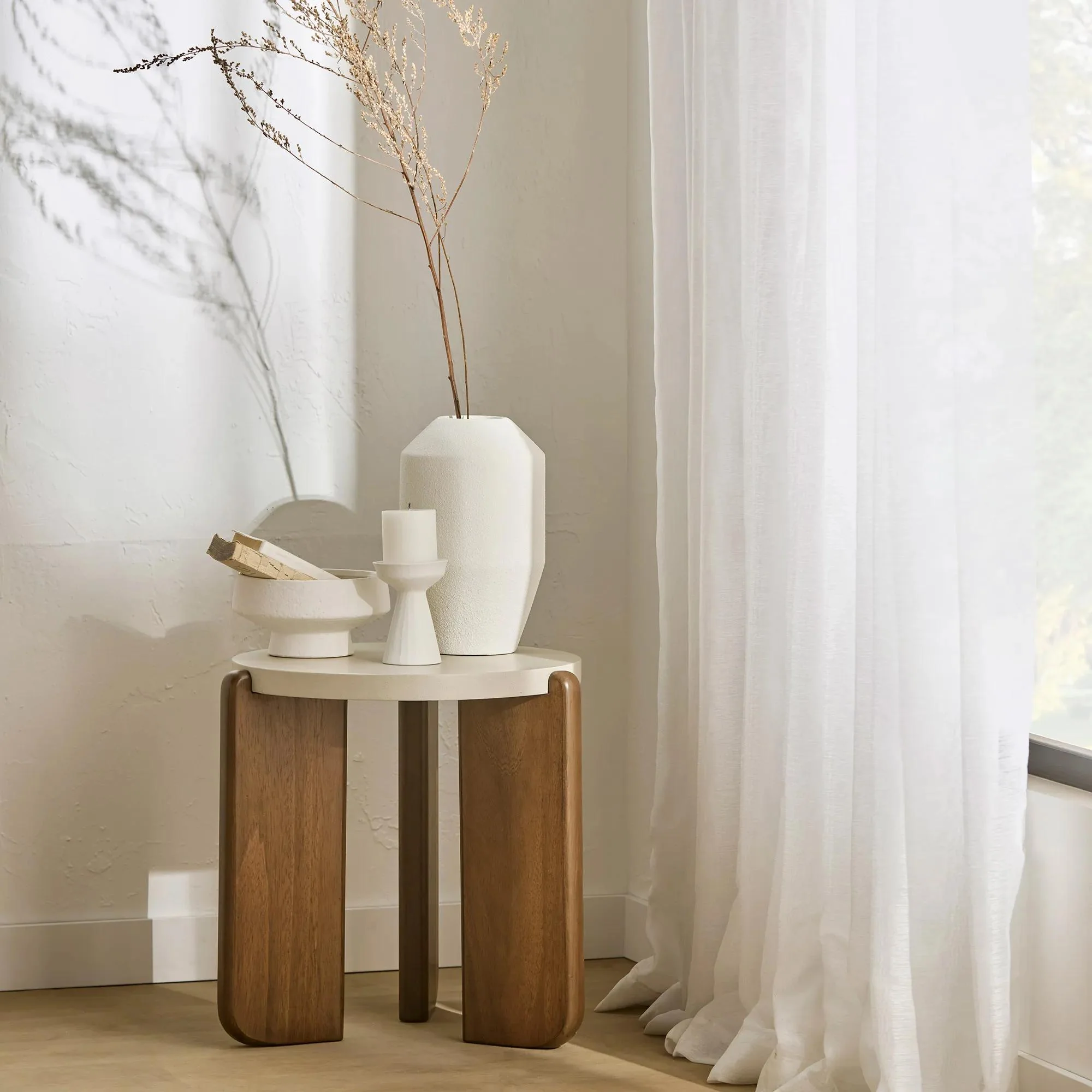 Ceramic Pillar Holder - Image 3