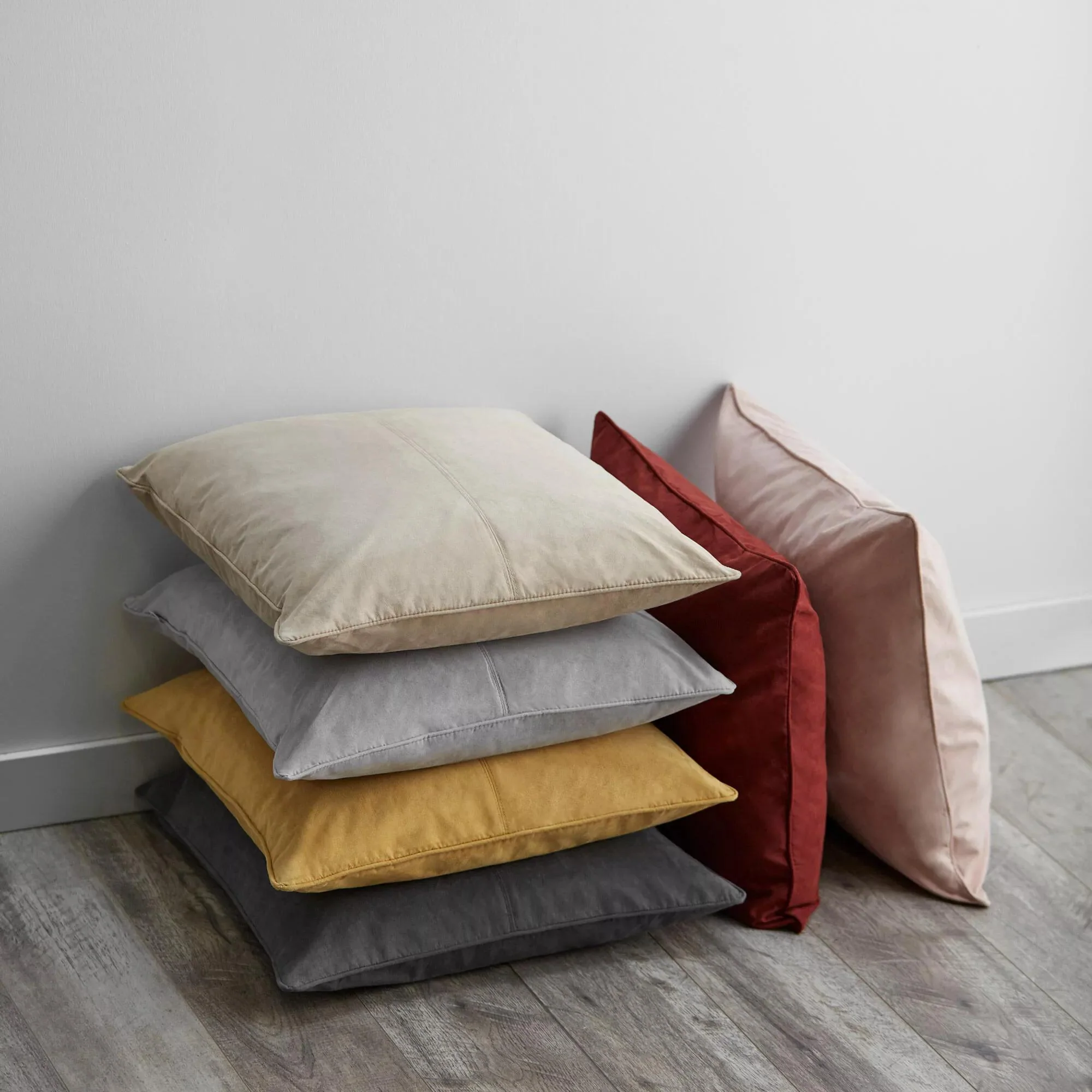Charcoal Clifford Decorative Pillow - Image 2
