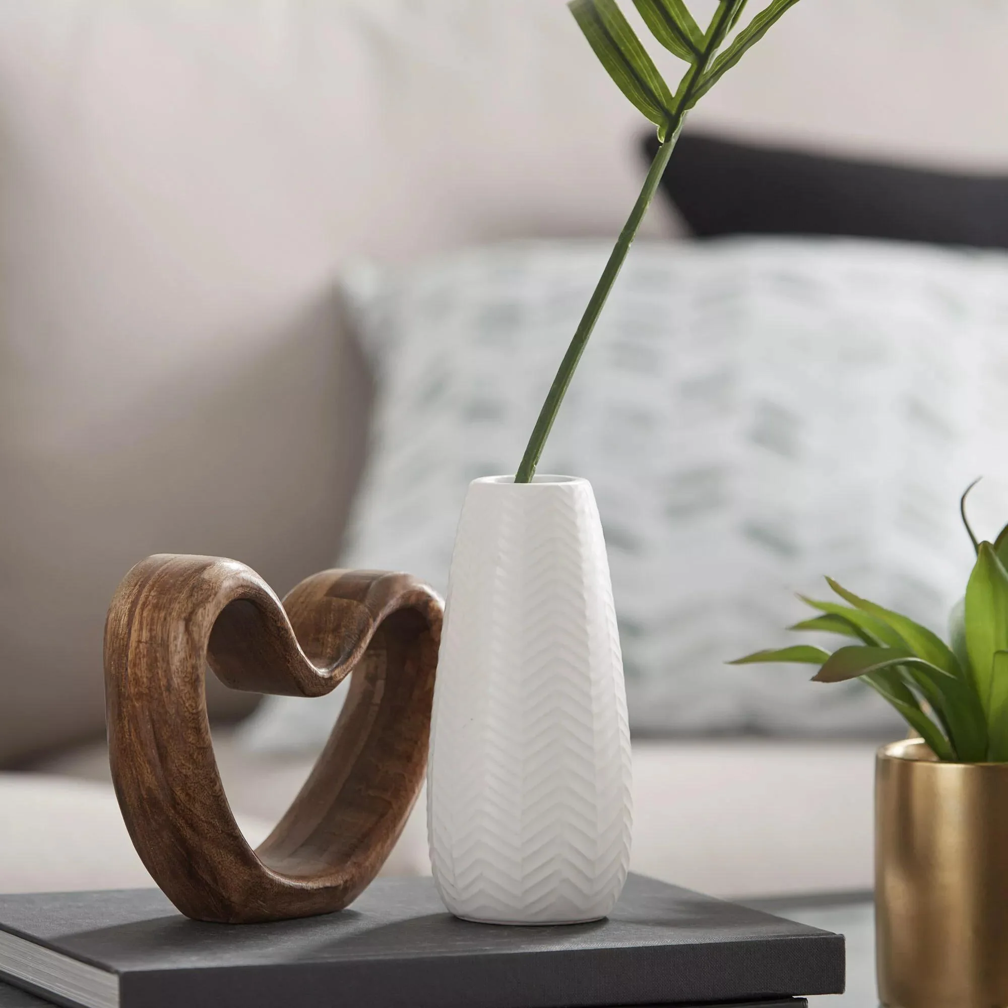 Decorative Mango Wood Heart - Image 2