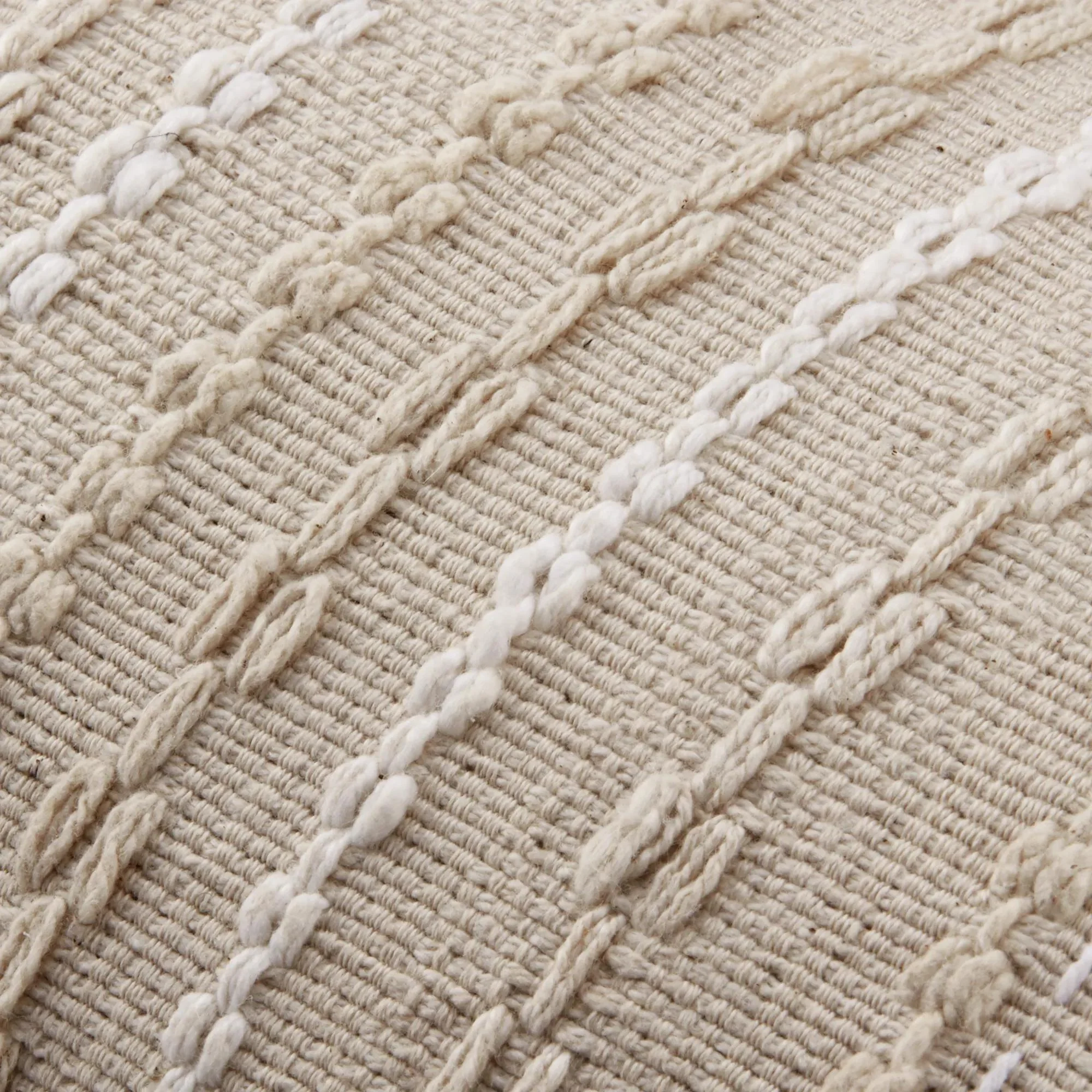 Jessie Decorative Lumbar Pillow - Image 7