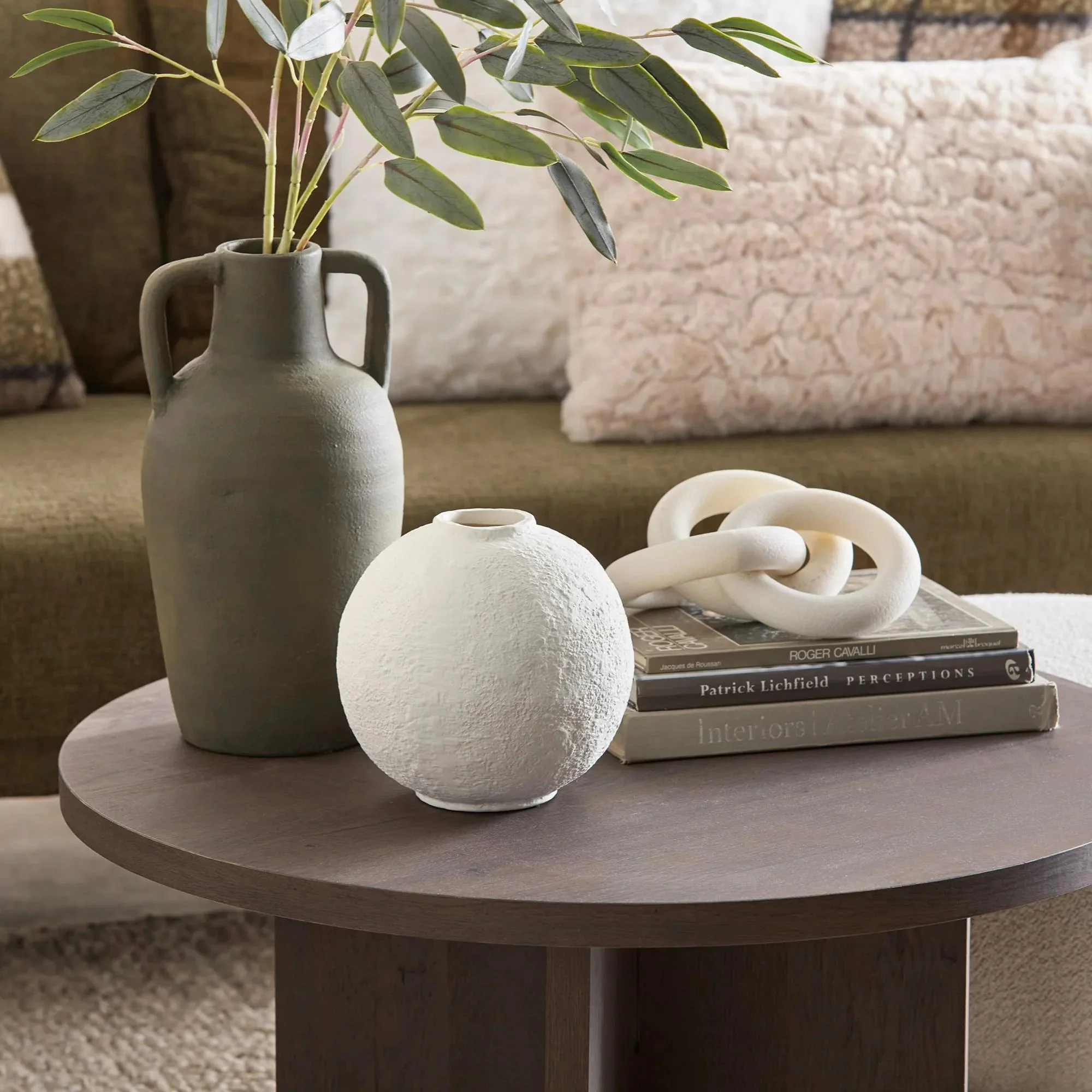 Large Marble Powder Deco Loop - Image 2