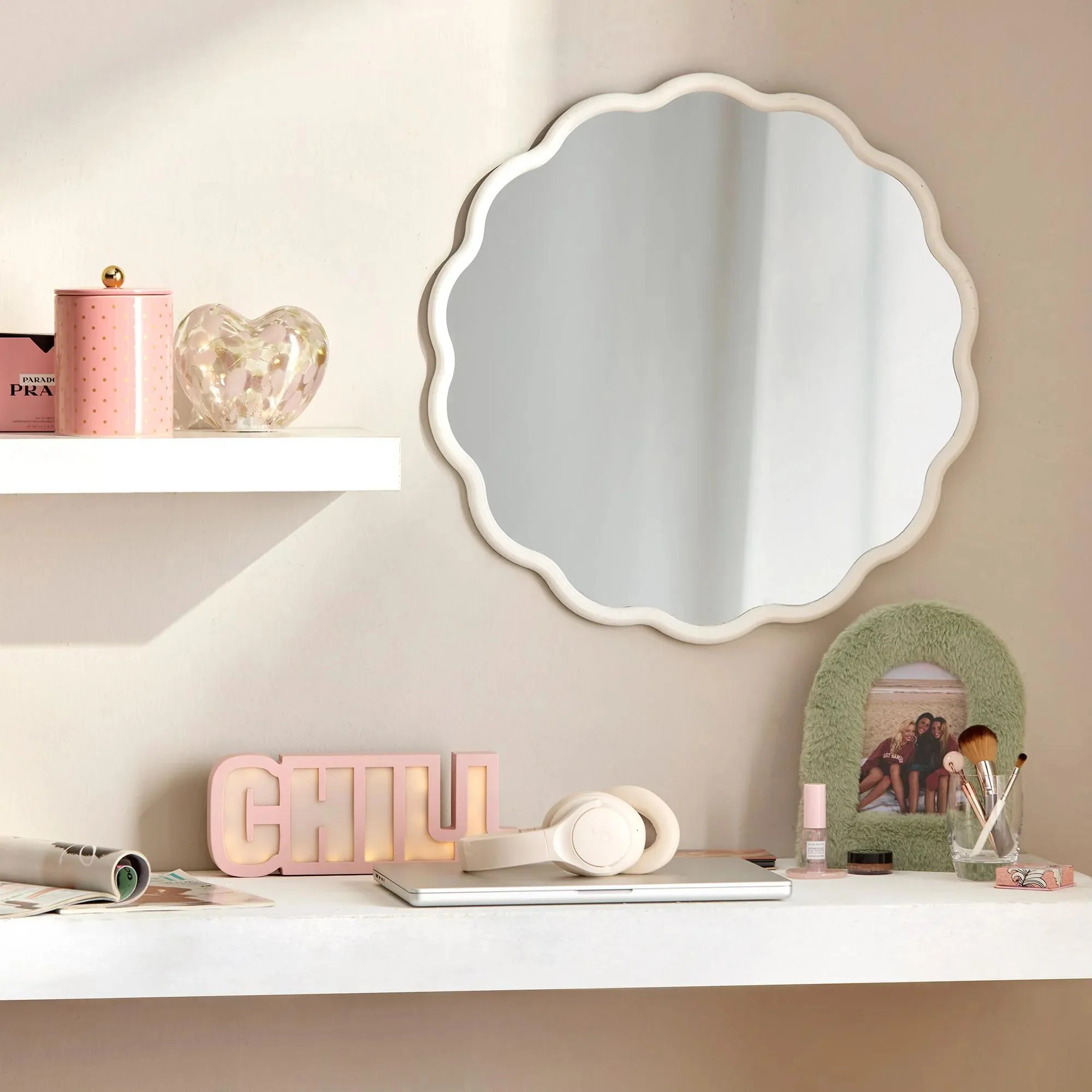 White Scalloped Mirror - Image 2