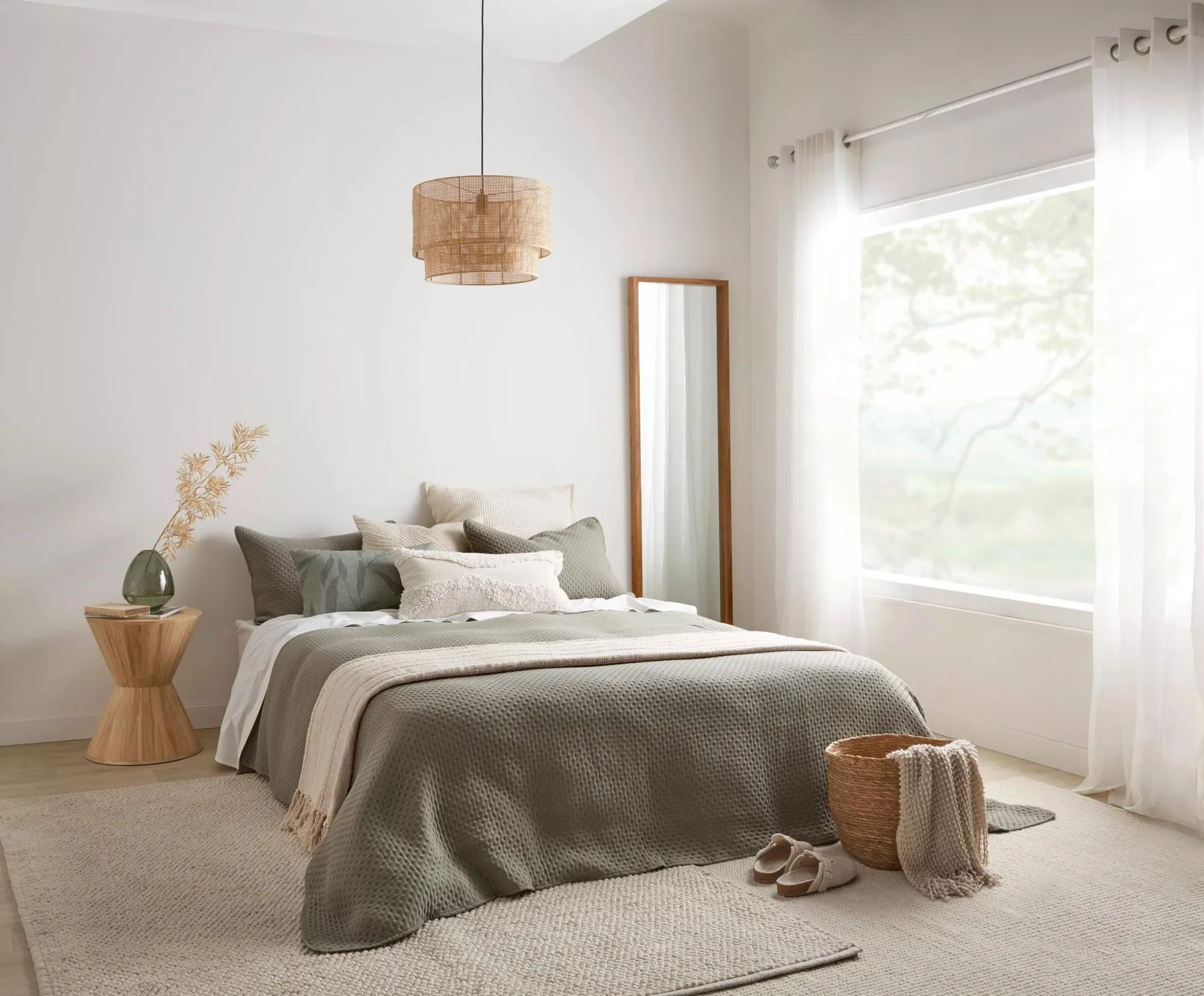 Green Nash Collection - 3-Piece Coverlet Set - Image 5