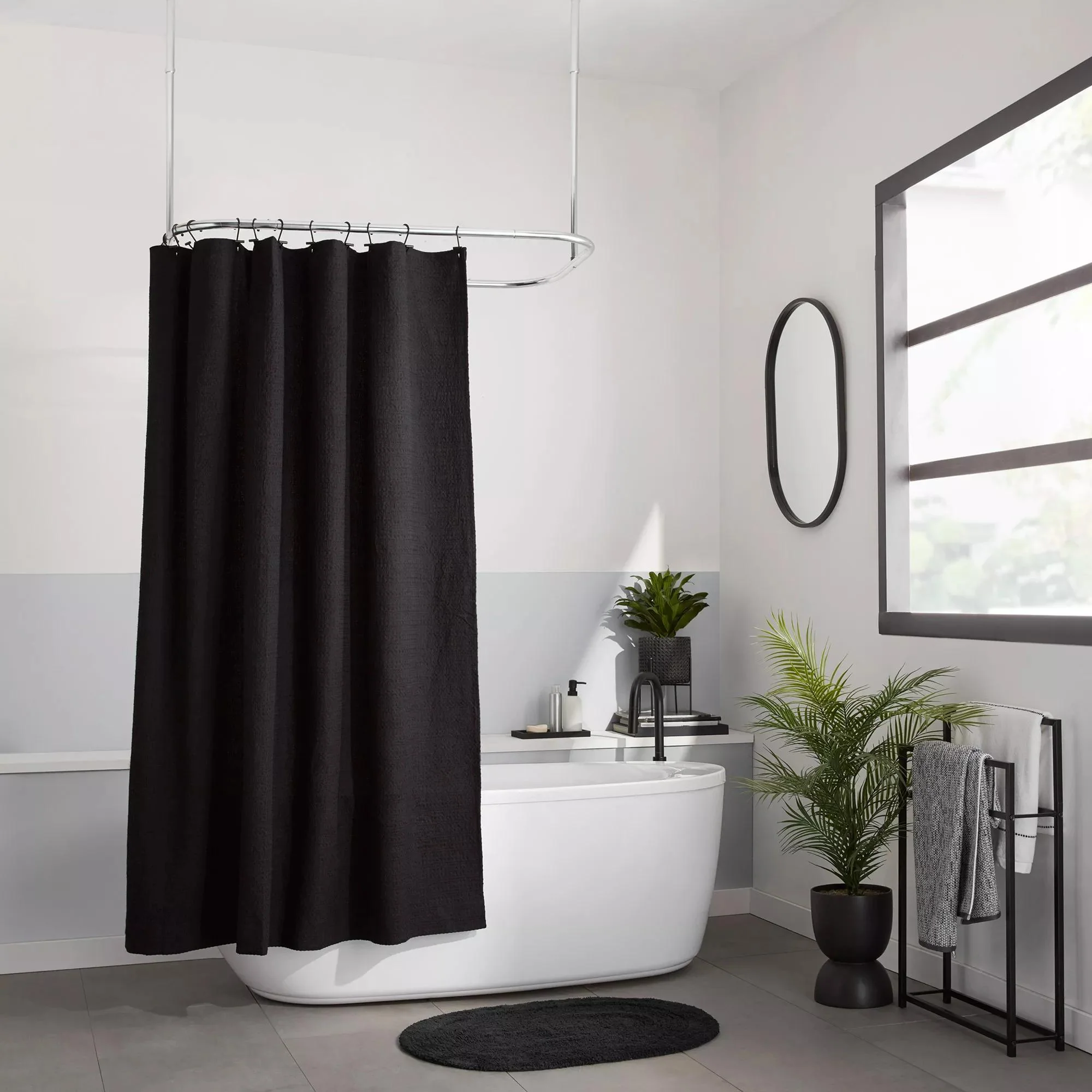 Black Oval Tufted Bath Mat - Image 3