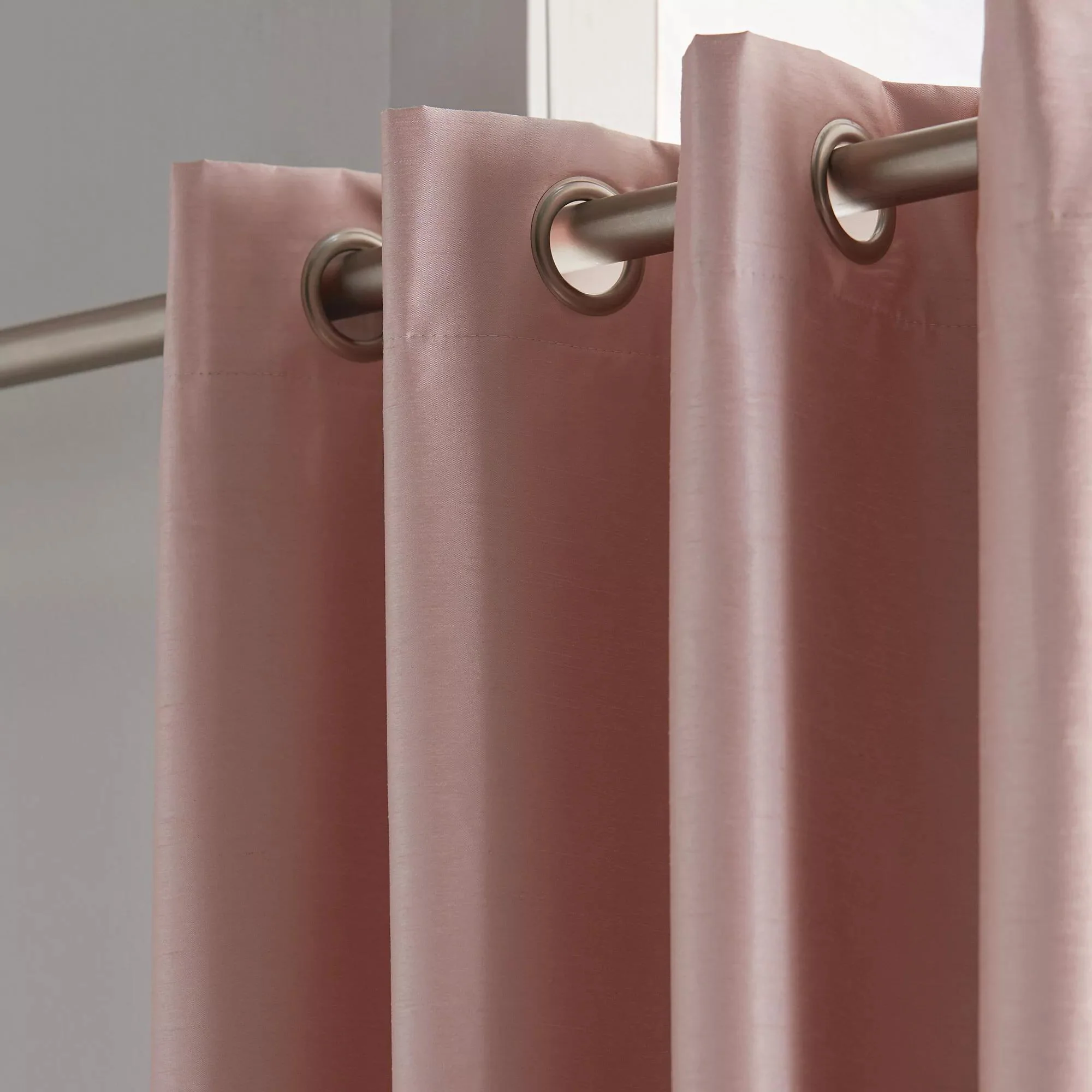 Pink Pegaze Blackout Curtain - Image 2