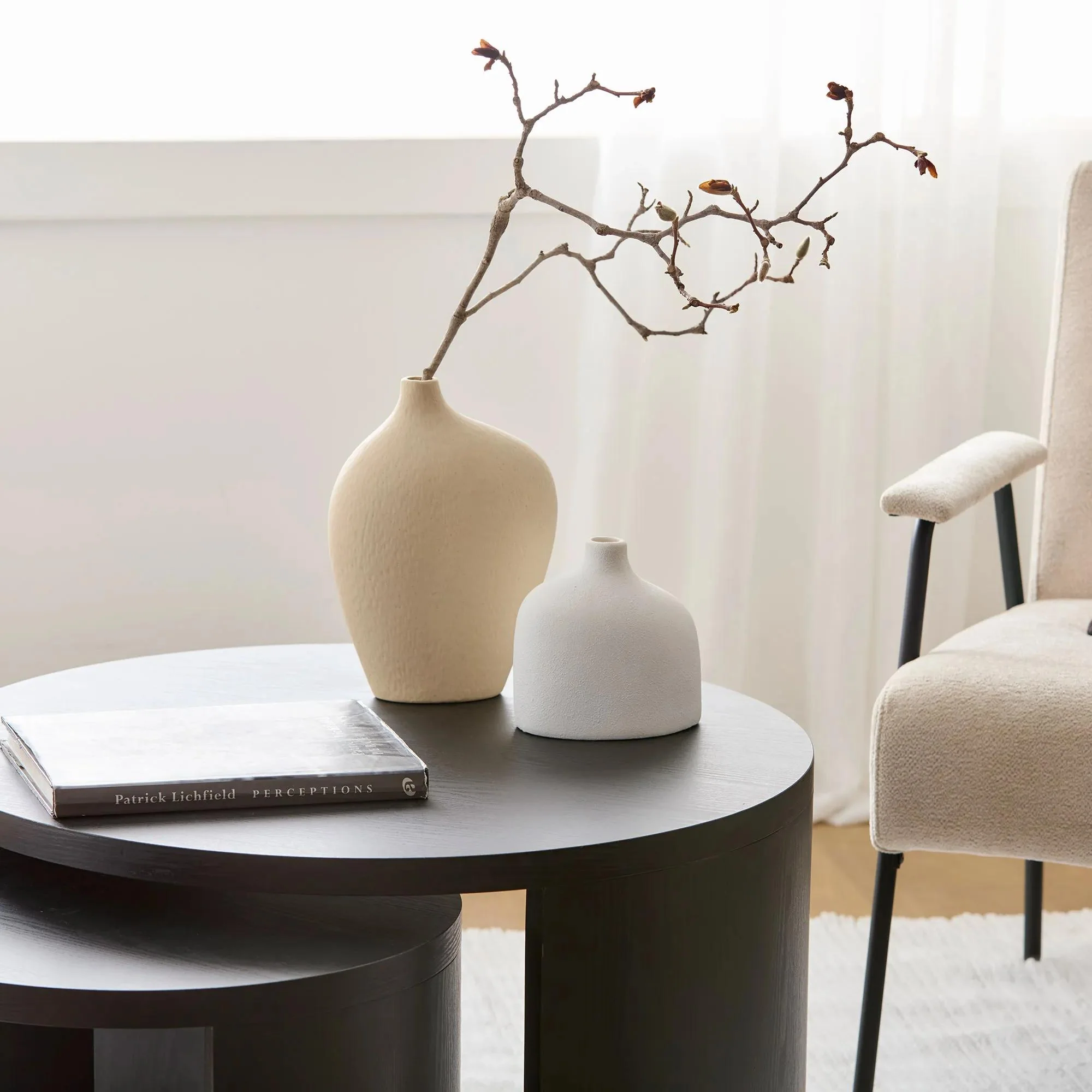 Curved Ceramic Table Vase - Image 2