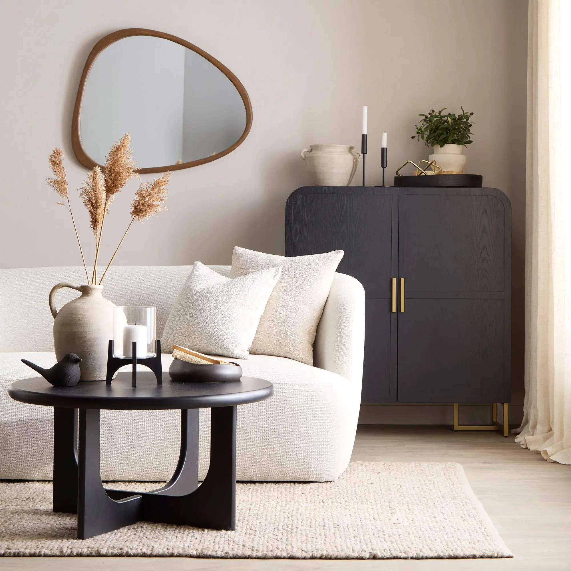 Wood and Gold Buffet - Image 3